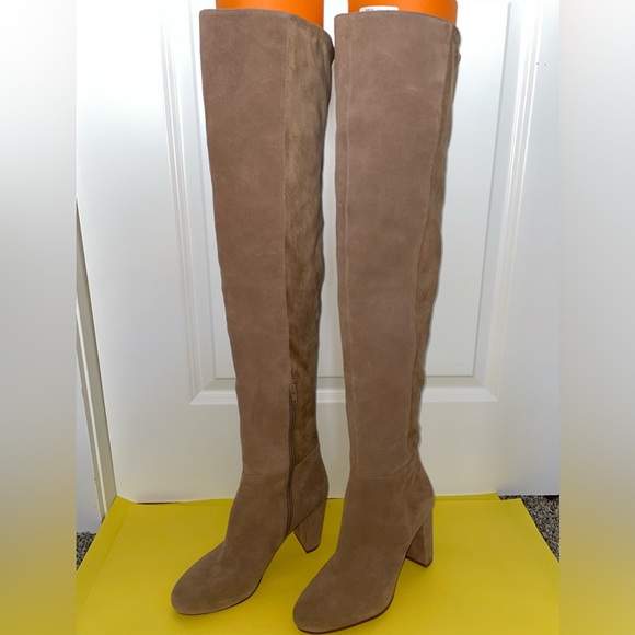 Vince Camuto Shoes - Vince Camuto Beige Suede Boots. Size 8.5